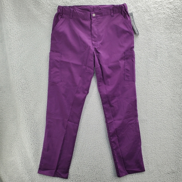 UA Advantage Scrub Pants Stretch Men's 8-Pocket Cargo Size Medium Purple NWT - Picture 1 of 10